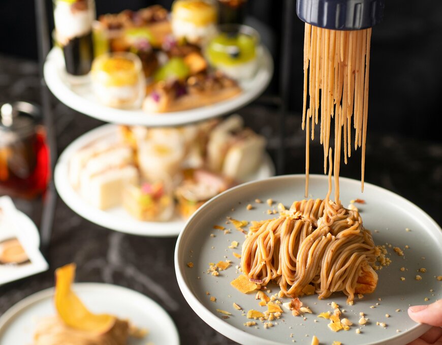 出所：株式会社ベビーフェイス「話題沸騰中！1300食完売の大人気アフタヌーンティーの最新作　絞りたてモンブランアフタヌーンティー　税込¥2900」（PR TIMES）