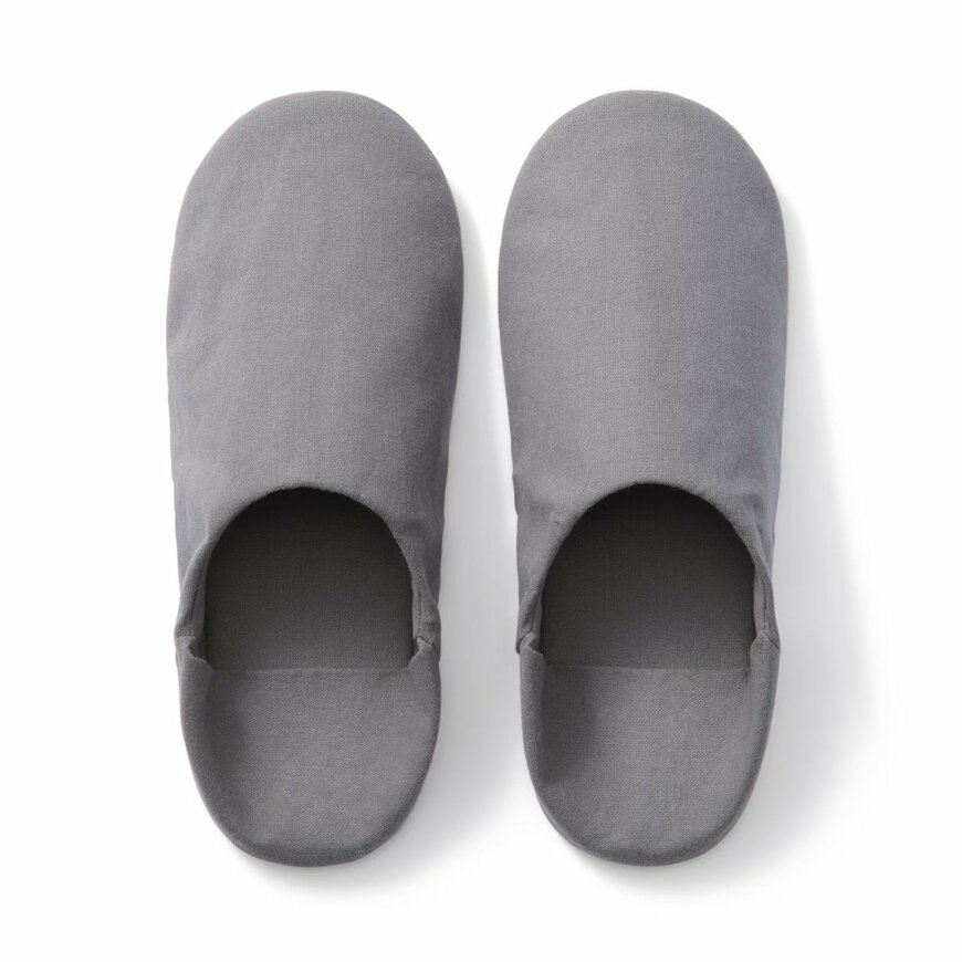 出所：無印良品公式　残反を使った　バブーシュ