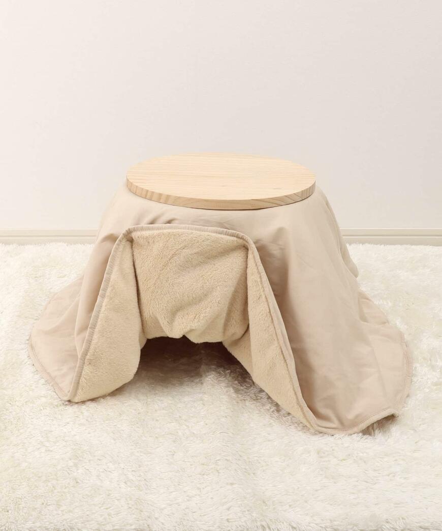 3COINS、猫用こたつの画像