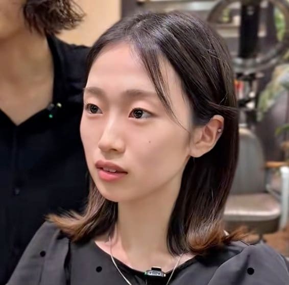 【悩み解決!】毛先の傷みに悩む女性があご下ボブに大胆カット!「さっぱり!」と感動