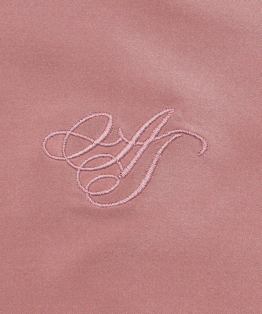 出所：アフタヌーンティー公式通販サイト ロゴシルク枕カバー/ヴェロニカ・ハリム