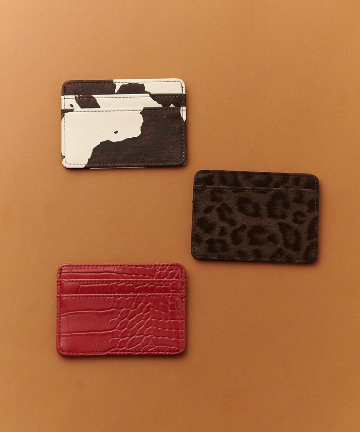 COW、CROCO、LEOPARDの3種類が用意されています