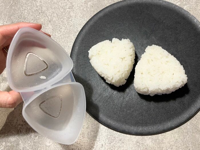 少し容器を振りながら出すとスムーズに出ました