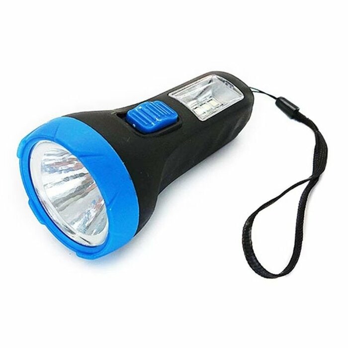 緊急時にも電池の入手がしやすいのが利点です