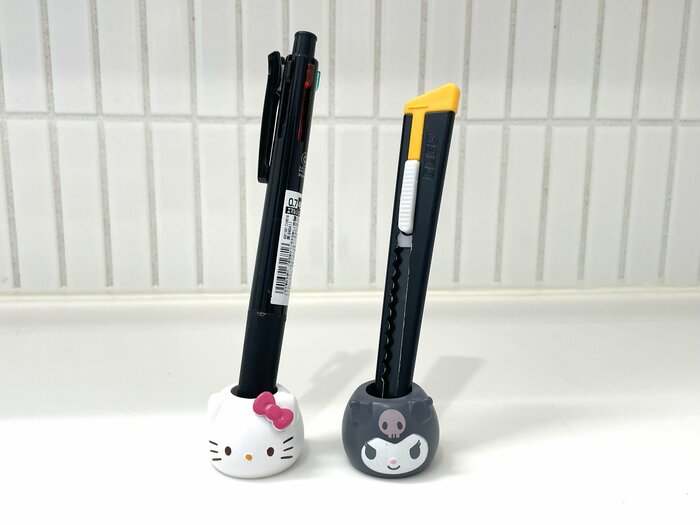 ボールペンやカッターを立てるのにも活用可能