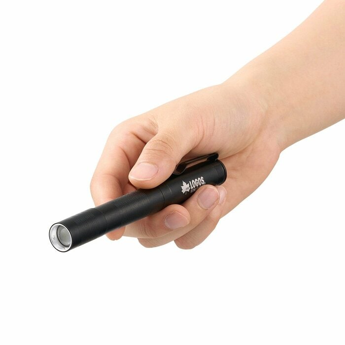 本体には便利なクリップも装備されています