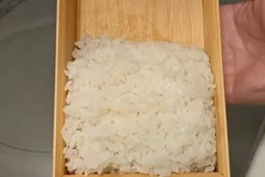 予備校に通う息子のために作る「母の愛情弁当」　ふわふわ肉団子にワクワクしてしまう