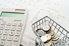 【ゆうちょ銀行】窓口の硬貨取扱料金は「100枚まで無料」に。ATMは1枚から110円かかる