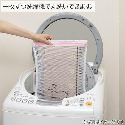 ニトリ、おくだけ吸着蓄光階段マット(ネコ)商品画像