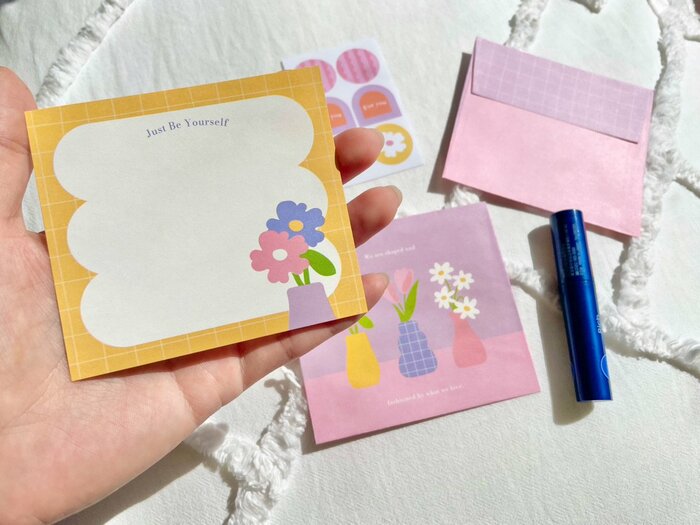 約8×9cmと小さめサイズ