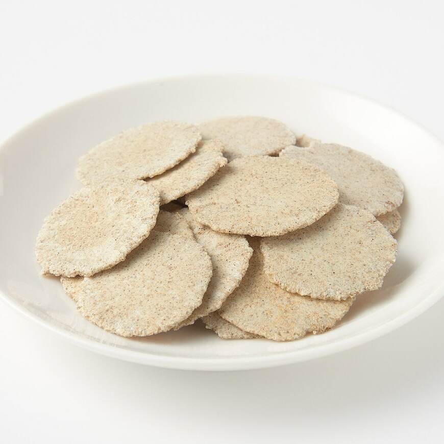 出所：無印良品 ネットストア限定 コオロギせんべい