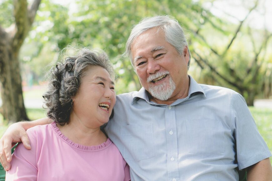 年金だけで100％生活している高齢者世帯は41.7％のみ。今のシニア「年金額・生活費・貯蓄額」はいくらなの？