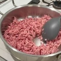 家族への愛情たっぷり【タコライス弁当】ミートボールやウインナー、ナポリタンも！人気のおかずがギュッと詰まってボリューム満点