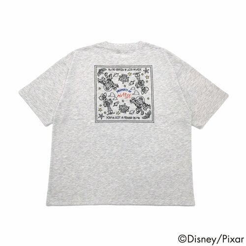 大人っぽい「トイ・ストーリー バンダナ風半袖Tシャツ」（2178円）