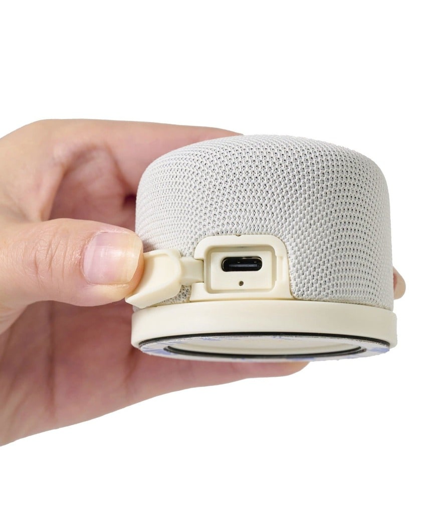 出所：3COINS公式　マグネットスタンド防水スピーカー