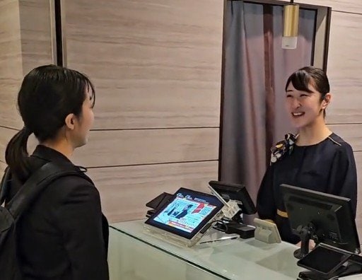 ホテルのチェックインで予約確認をしてもらったら…予想外のうっかりミスに「私もやりました」「間違えますよね」
