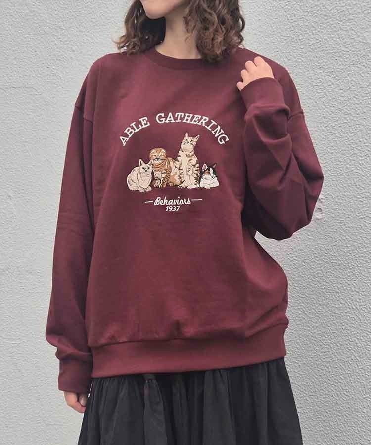 出所：ブルーブルーエ公式　アニマル刺繍スウェット