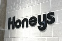 ハニーズで6万8200枚売れた「上品ブラウス」が再入荷！ 淡いカラーが素敵！ 全5種2280円！