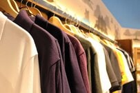 夏の汗対策は十分ですか？ 本格的な夏が始まる前に押さえておきたい、汗を隠せるTシャツたち