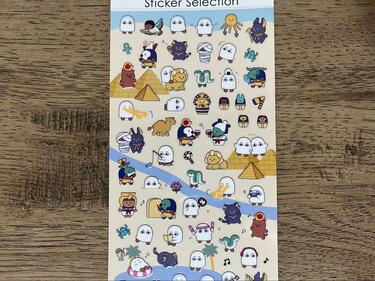 セリア✨️様用　35袋セット セリアに「メジェド様だらけのシール」が登場！エジプト好き必見