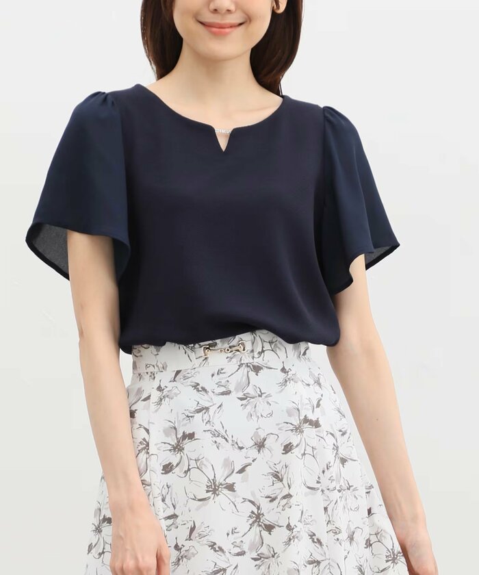 ハニーズ公式 メタルパーツ付きトップス