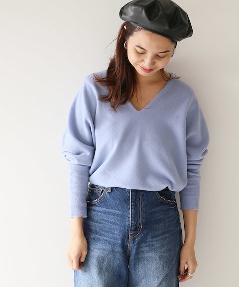 FRAMeWORK - WOOL/Ca Vネックプルオーバー ¥19,440（税込）