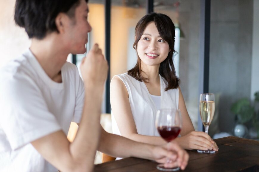 【婚活者の本音】女性「希望は年収400～500万円台の男性」男性「相手との収入差は全く気にならない」