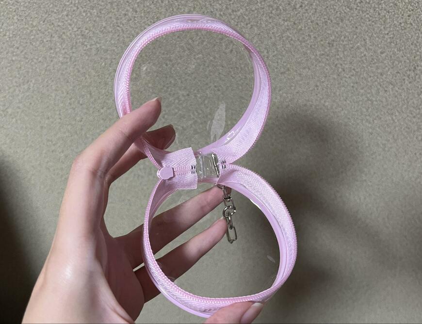 ダイソー、丸形ポーチ(ピンク、パープル