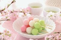 【シニア層の貯蓄事情】60歳代＆70歳代「貯蓄3000万円」以上保有している世帯は何%いる？貯蓄額の平均・中央値も円グラフで確認！