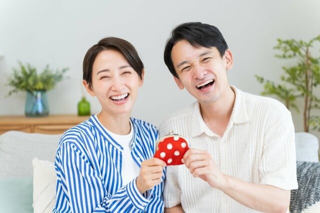 30歳代・40歳代・50歳代の「貯蓄額」はいくら？2024年の「ウチの貯蓄」について考える