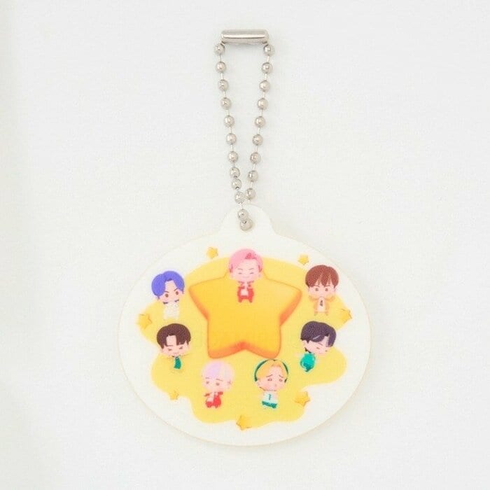 「BTS Island:インザソム」のキャラクターたちがプリントされています