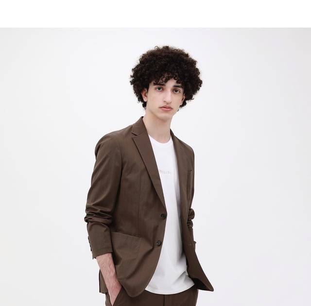 LOVELESS ¥42,900（税込）