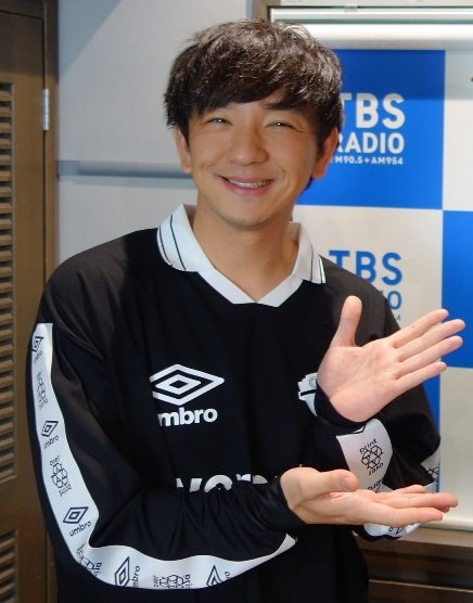 出所：株式会社ＴＢＳラジオ『「パンサー向井の#ふらっと」に俳優・渡辺謙さんが登場！「向井君のファンになりました！」』