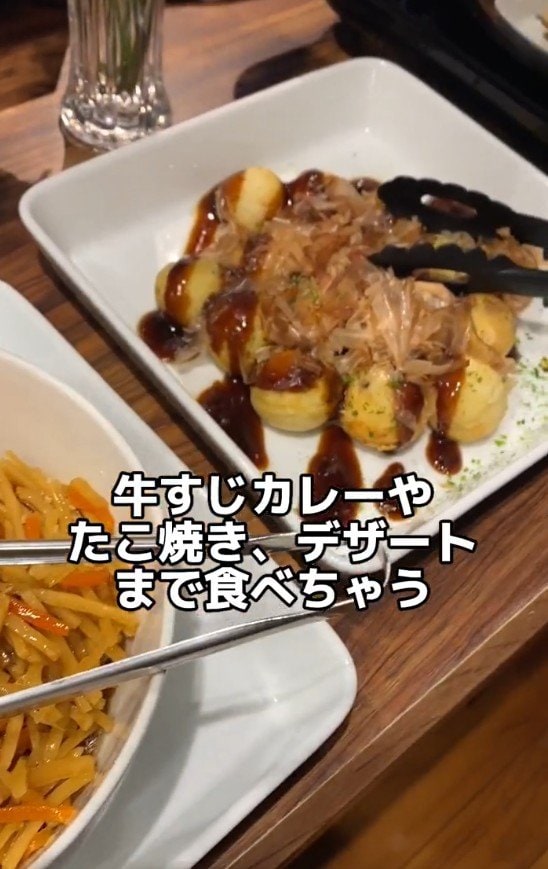 ご当地メニューのたこ焼き