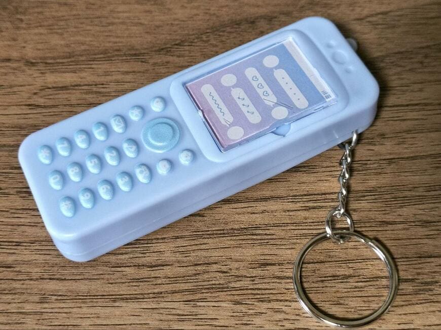 ダイソー、キーホルダー（携帯）の画像