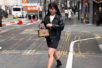 【骨格ストレート】ミディアムヘアの女性が「似合わせカット」で印象ガラリ！