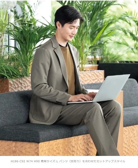 出所：AOKI公式オンラインストア