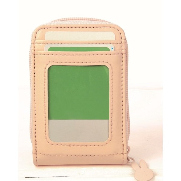 画像出所：すべて「宝島社公式」