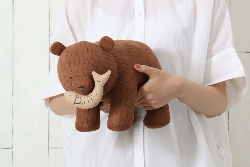 ブルーブルーエ公式　木彫りクマぬいぐるみ大