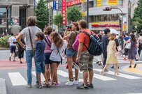 民泊解禁前夜、なぜエアビーの登録物件が大幅減？ どうなる訪日外国人