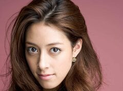 森泉 庭で急成長した「アガベ」を紹介「本当に立派」「南国みたい」「初めて見ました」と話題に