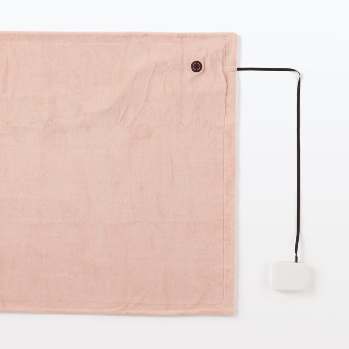 羽織ったときに腰まであたたかくなる長さ