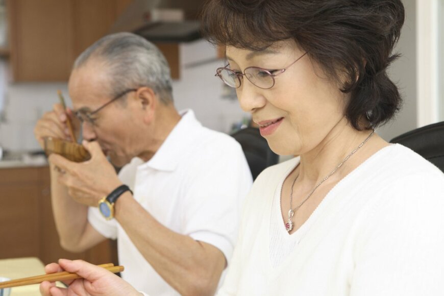 「65歳以上・無職世帯」の平均貯蓄額とは。平均寿命から考える老後対策3つ