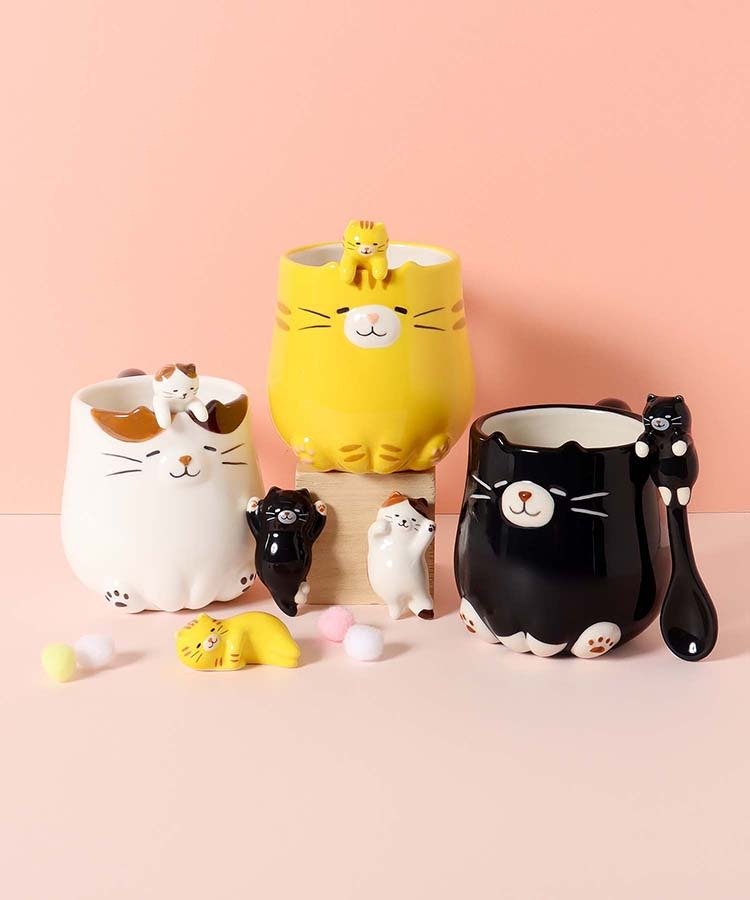 出所：ブルーブルーエ公式　ねこちるおすわりマグ