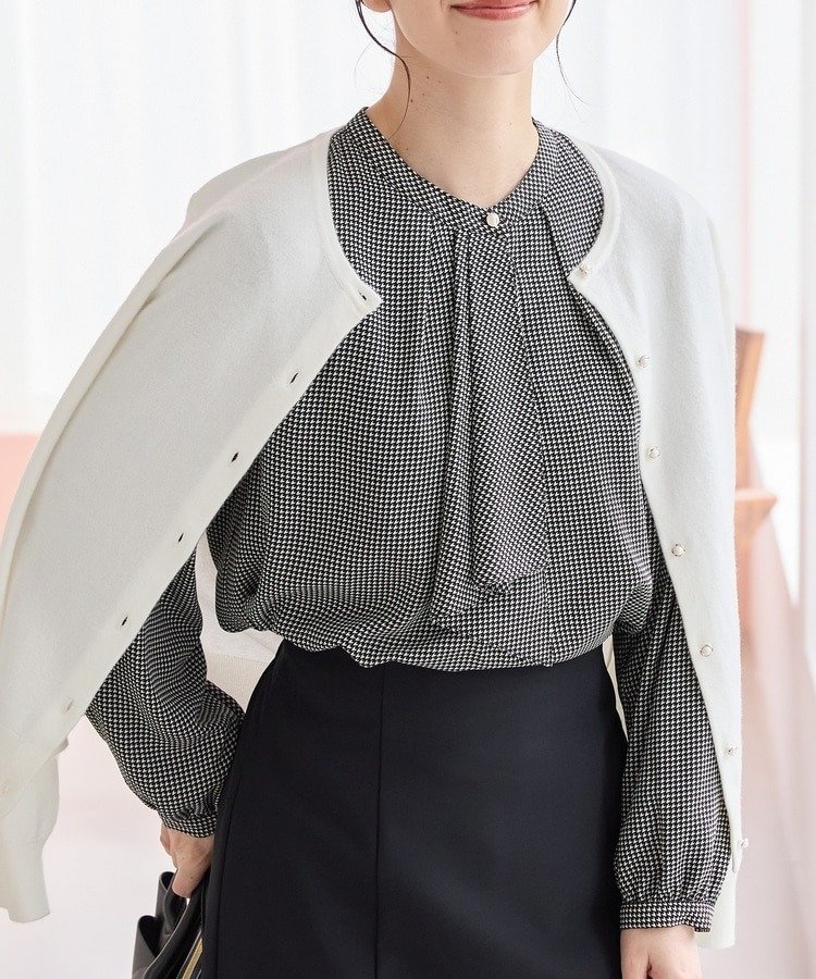 ハニーズ公式 あったか裏地ボウタイブラウス