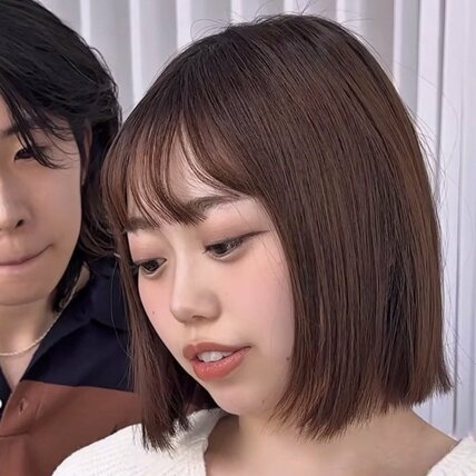 「初めてです」雰囲気を変えたい女性が人生初のショートボブで大胆イメチェン！「すごいスッキリ」と満面の笑み