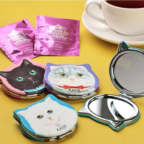 キャットコンパクトミラー（紅茶入り）