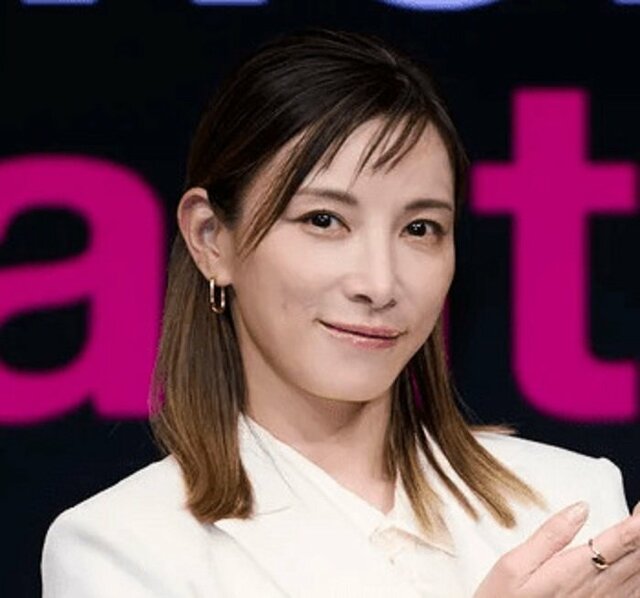 43歳・加藤あい、“20年ぶり”ドコモCMオフショット「エモすぎる」「めっちゃ感動」SNSで感激の声