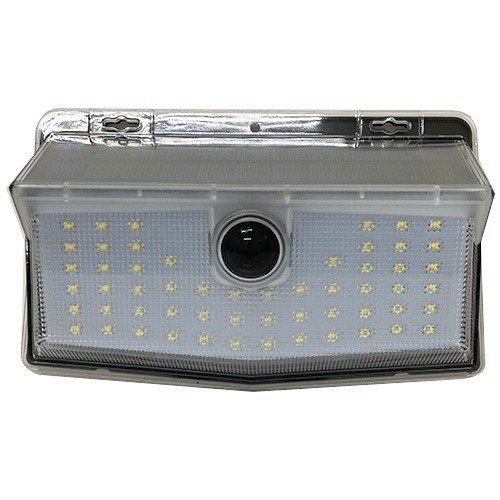 56個のLEDでより広範囲を照らすワイドタイプ（3278円）