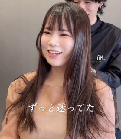髪を短くするか迷っていたロングヘアの女性　劇的イメチェン姿が素敵！